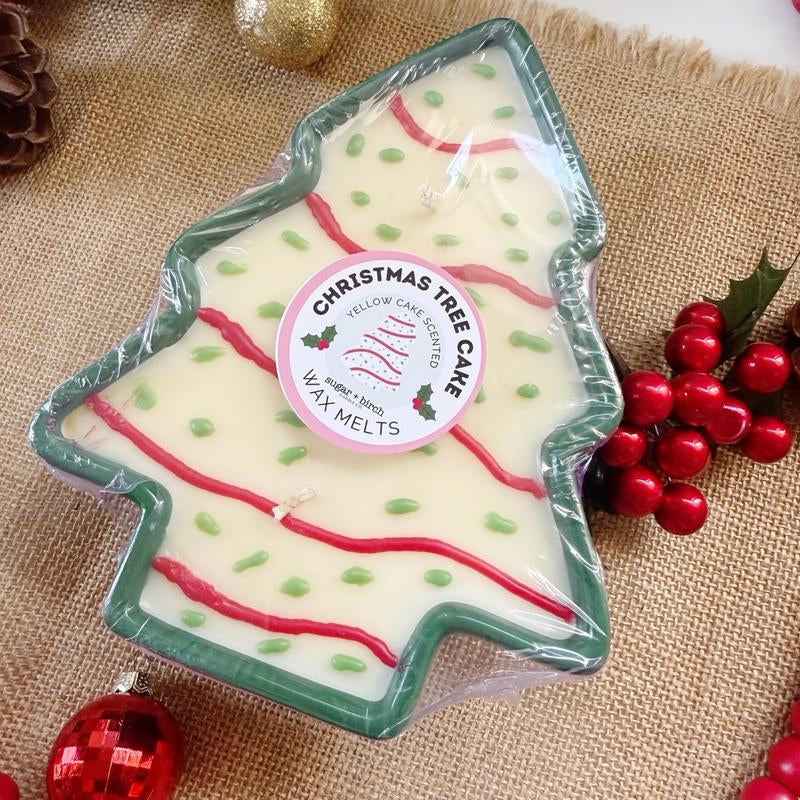 Christmas Tree Snack Cake Candle - Christmas Holiday Decor -Festive -Soy Candle -Christmas Gift -Holiday Scents -Luxury- Gift for Her-Choose Your Scent Holiday Candle