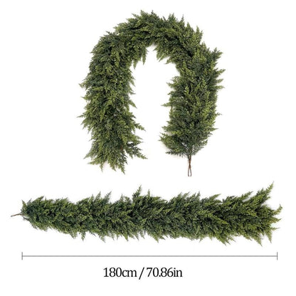 ¡Decora con estilo geek este invierno con nuestra guirnalda de cedro realista! - Alive Geek Shop Gadgets que mejoran tu vida